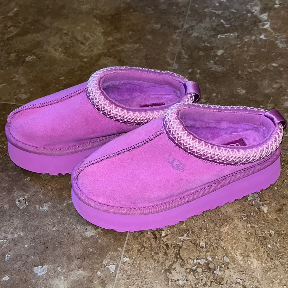 UGG Platform Pink Slippers